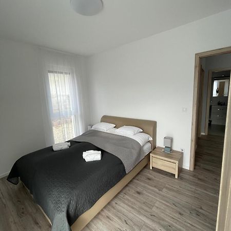 Paskom Apartmanhaz Nyergesujfalu Exterior foto