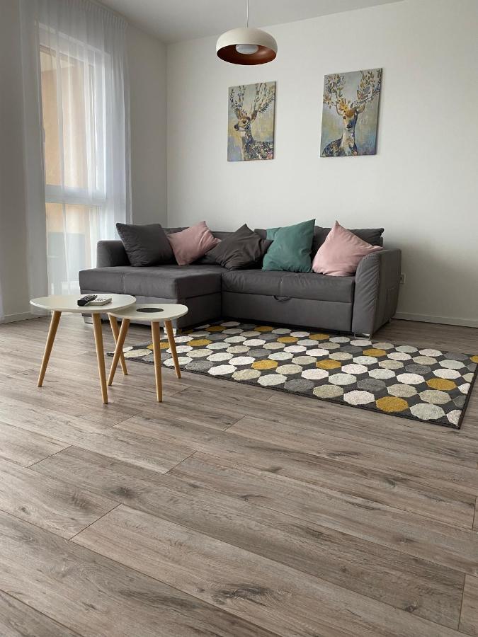 Paskom Apartmanhaz Nyergesujfalu Exterior foto