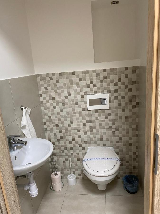 Paskom Apartmanhaz Nyergesujfalu Exterior foto