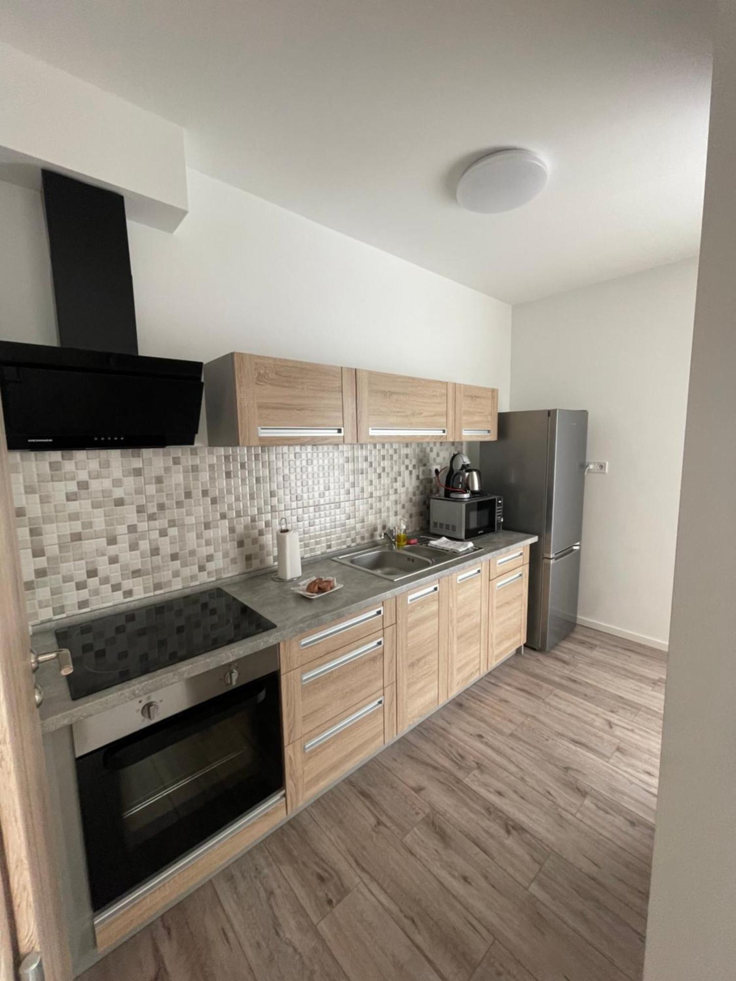 Paskom Apartmanhaz Nyergesujfalu Exterior foto